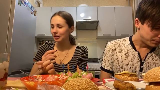 Повторяем закуски с дня рождения к новому году с Серёжей смотреть онлайн