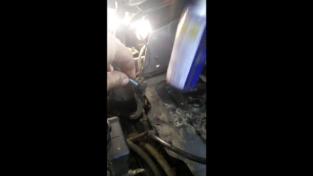 Ssang Yong Kyron - Чистка вакуумной системы ХАБов смотреть онлайн