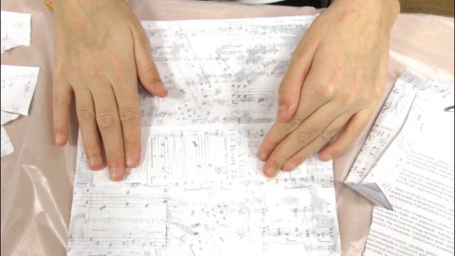 Пано Дама с зонтом смотреть онлайн