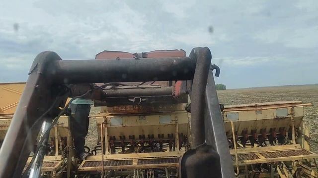 Т-150к и СКП-2.1 начало посевной.Сухая земля. смотреть онлайн