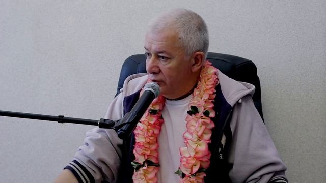 ЕМ Чайтанья Чандра Чаран Прабху - ШБ 3.27.20 Мотив и лень (Алматы 2017) смотреть онлайн