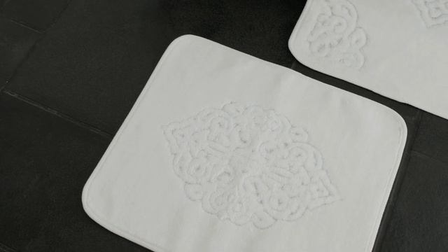 Комплект ковриков для ванной «Эйлин» белый смотреть онлайн