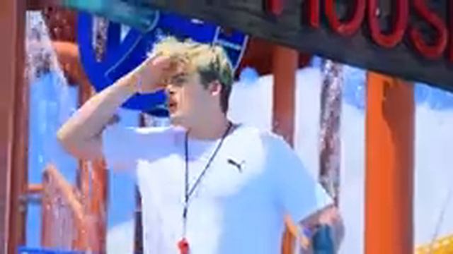 Из Уэнсдей Аддамс в Русалку! Как стать Русалкой! смотреть онлайн