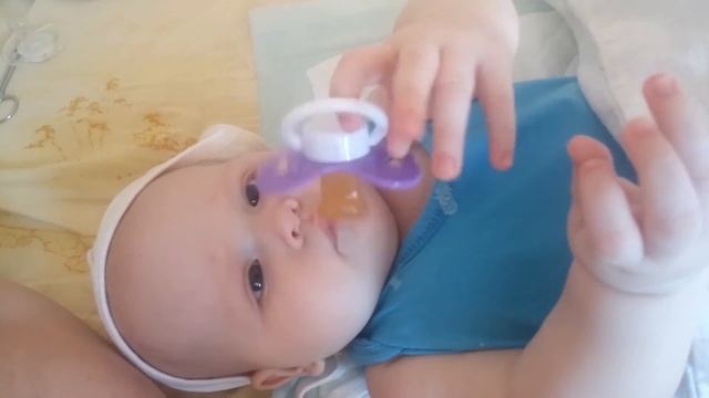 КАЛЕНДАРЬ РАЗВИТИЯ РЕБЕНКА по месяцам | ЧТО УМЕЕТ ребенок в 4 месяца смотреть онлайн