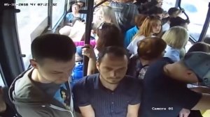 Нервная работа водителя. Бык в Липецком автобусе.