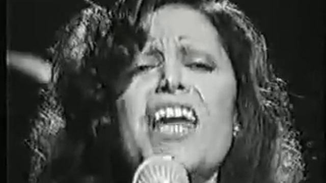 Mia Martini ... E stelle stan piovendo (Adesso musica '74) смотреть онлайн