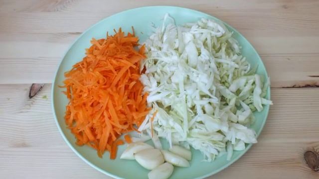Квашеные баклажаны с капустой