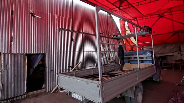 Сдвижной механизм крыши тента на грузовик «Газель»