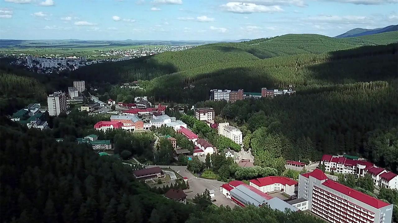 В Гидрометцентре рассказали о жаре в Сибири и осенней погоде в Центральной России