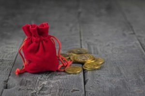 ДЕВЯТЬ ФАРТОВЫХ МОНЕТ. СИЛЬНЫЙ ЗАГОВОР. ДЛЯ ВСЕХ. ВЕДЬМИНА ИЗБА. ИНГА ХОСРОЕВА.mp4