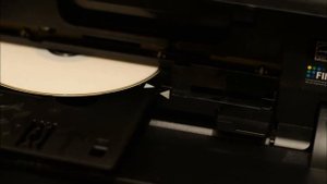 Как печатать на CD/DVD дисках принтер canon