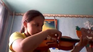 Играю на скрипке колыбельную