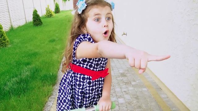 Милана учит буквы и алфавит смотреть онлайн