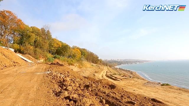 Подрядчик достраивает лестницу от ул. Победы к морю смотреть онлайн