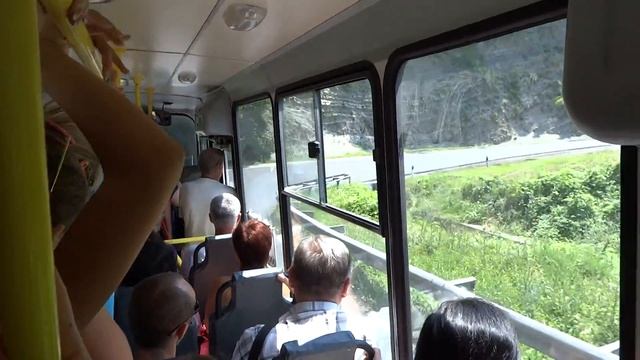 В Туапсе на автобусе по горной дороге !!! смотреть онлайн