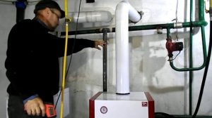 Отопление времен СССР.Бесплатный коттедж для колхозников.Газовый  Лемакс и Protherm.Такие дома были