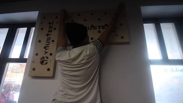 25 000 Отжиманий за День. РЕАЛЬНО? (Открытие зала Road to the Dream) смотреть онлайн