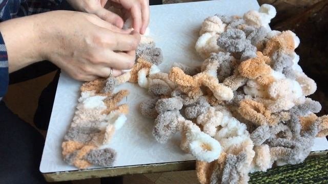 ДЕЛАЮ МЯГКИЕ ПЛЮШЕВЫЕ СИДУШКИ НА СТУЛЬЯ ИЗ ПРЯЖИ ПЕТЕЛЬКАМИ ALIZE PUFFY COLOR! РУКОДЕЛИЕ! handmade