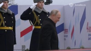 Присоединяюсь к поздравлениям от имени нашего уважаемого президента РФ ?????