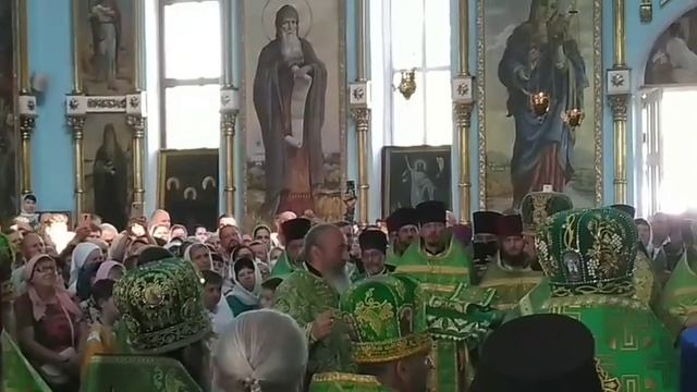 Александрия. Облачение блаженнейшего митрополита Онуфрия смотреть онлайн