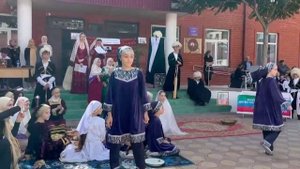 Мероприятия ко Дню единства народов Дагестана провели в образовательных учреждениях Ботлихского р-на