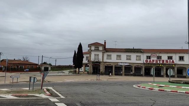 Испания ??, Саламанка, пешком на границу с Португалией ?? смотреть онлайн