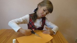 Осенний лес. Поделки из цветной бумаги в школу и детский сад.