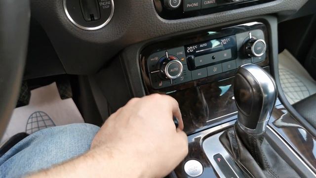 Touareg NF 3.0TDI 2013г. - небольшой обзор, автомобиль нашего клиента, продаётся. Пробег - 185500км смотреть онлайн