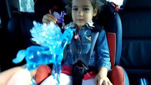 Волшебные лошадки ПЕГАСЫ. Маленький мир. Распаковка новой игрушки EstaBella. Детский канал #Алиса