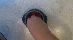 ? Капуста тушёная с колбасой в горшочках/ Капуста в духовке
