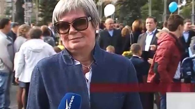 Самая масштабная линейка Самары прошла на площади Куйбышева
