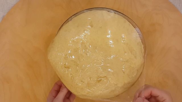 Плюшки с сахаром. Рецепт теста / Heart shaped sugar rolls. The dough recipe (English subtitles)