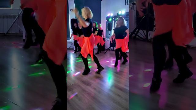 Отрываемся!😜 LATINA mix и Наталья Асриян.🔥Ярославль. Танцевальная студия SMART. Dance studio SMARТ