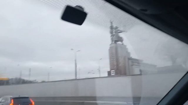 Москва. Любимый район ВДНХ. Едем на выгрузку. смотреть онлайн