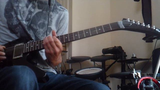 Behringer V Amp Part 3 : Epiphone '1984' Explorer : EMG Het Set : Randall Wee Max Amp смотреть онлайн