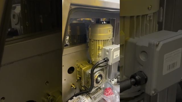 "СфераМаш" - тестируем двухбункерную тестоотсадочную машину смотреть онлайн