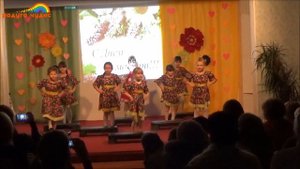"Степ-аэробика" номер "В роще пел соловушка"