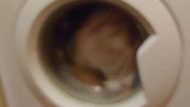 Стирка постели и полотенец. Indesit. Программа 3 50гр. 600 об. эко тайм.