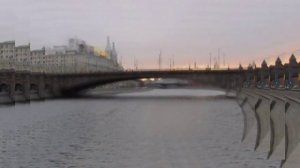 Хванчкара.Под животом моста..mpg