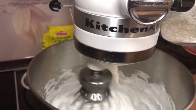 Милые привидения на Хэллоуин Безе. Пальчики оближешь! смотреть онлайн