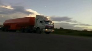 Truckers & Mark Hoppus +44 (Full Version)