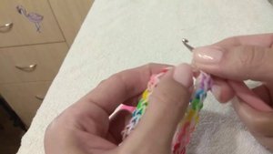 ЗАСТЁЖКА БРАСЛЕТА / КАК КРАСИВО ЗАКОНЧИТЬ ПЛЕТЕНИЕ ИЗ РЕЗИНОЧЕК