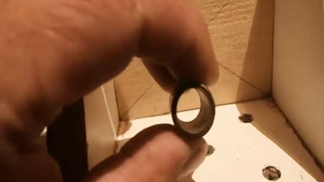 Делаем верстак с встроенной циркулярной пилой.Часть 2 .Прижимной упор..