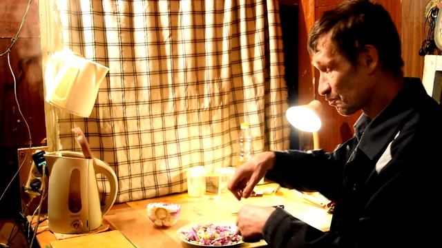 Гора салата за 3 копейки - и главное все с яйцами