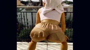 Qizlar Mohtesem Twerk - Bele Bir Video - Девушки Круто Тверкает