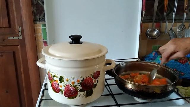 ДЕРЕВЕНСКИЙ БОРЩ. ПРОГУЛКА В МАГАЗИН. смотреть онлайн