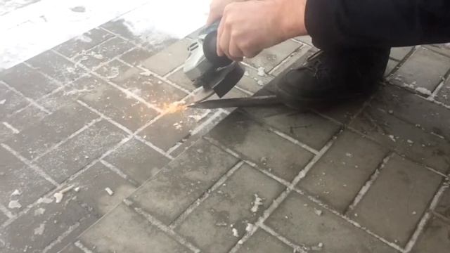 Аккумуляторная болгарка Makita смотреть онлайн