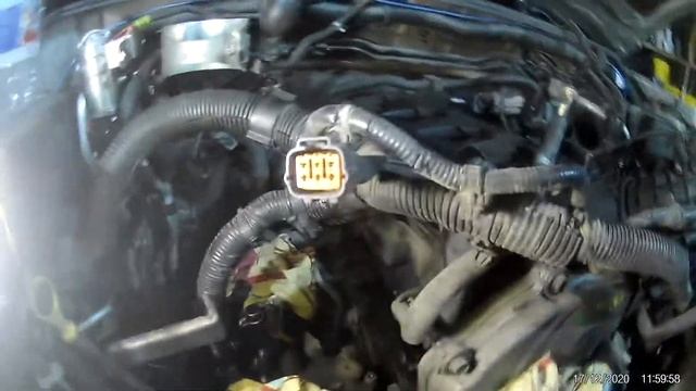 ремонт гбц? течь антифриза, как снять впускной коллектор и топливную рампу на ниссан патфайндер 2.5 смотреть онлайн