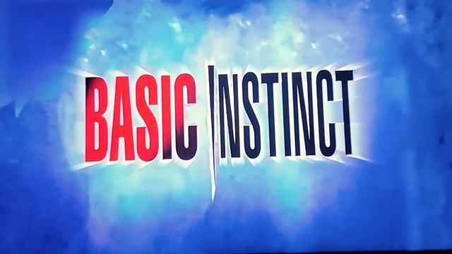 angry birds summer madness The gang watch basic instinct clip смотреть онлайн