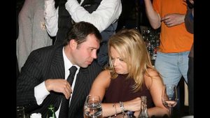 У мужа Ларисы Долиной Игоря Спицына родился ребенок от другой женщины   YouTube